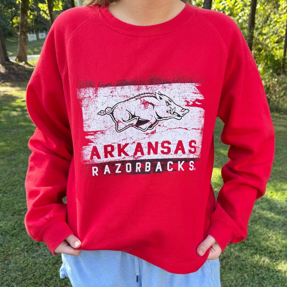 Arkansas Razorbacks Red Crew Neck Sweater Size Medium